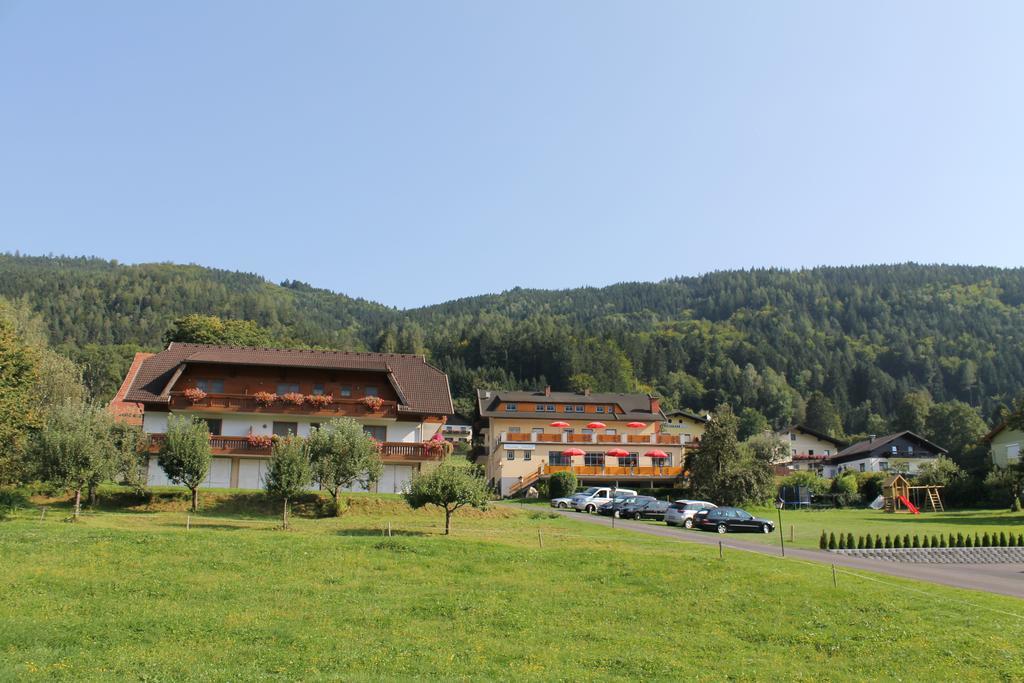 Pension Neuhof Ossiach Buitenkant foto